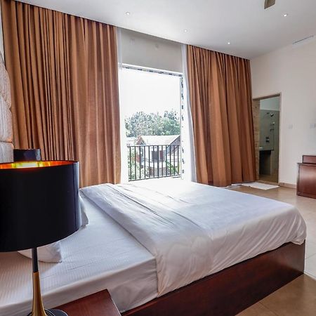 Falcon Suites Whitefield Bangalore Eksteriør bilde