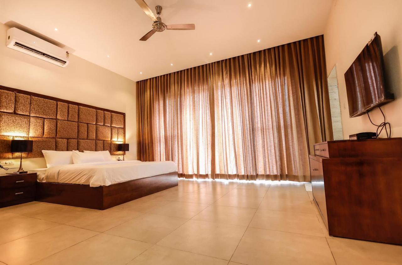 Falcon Suites Whitefield Bangalore Eksteriør bilde